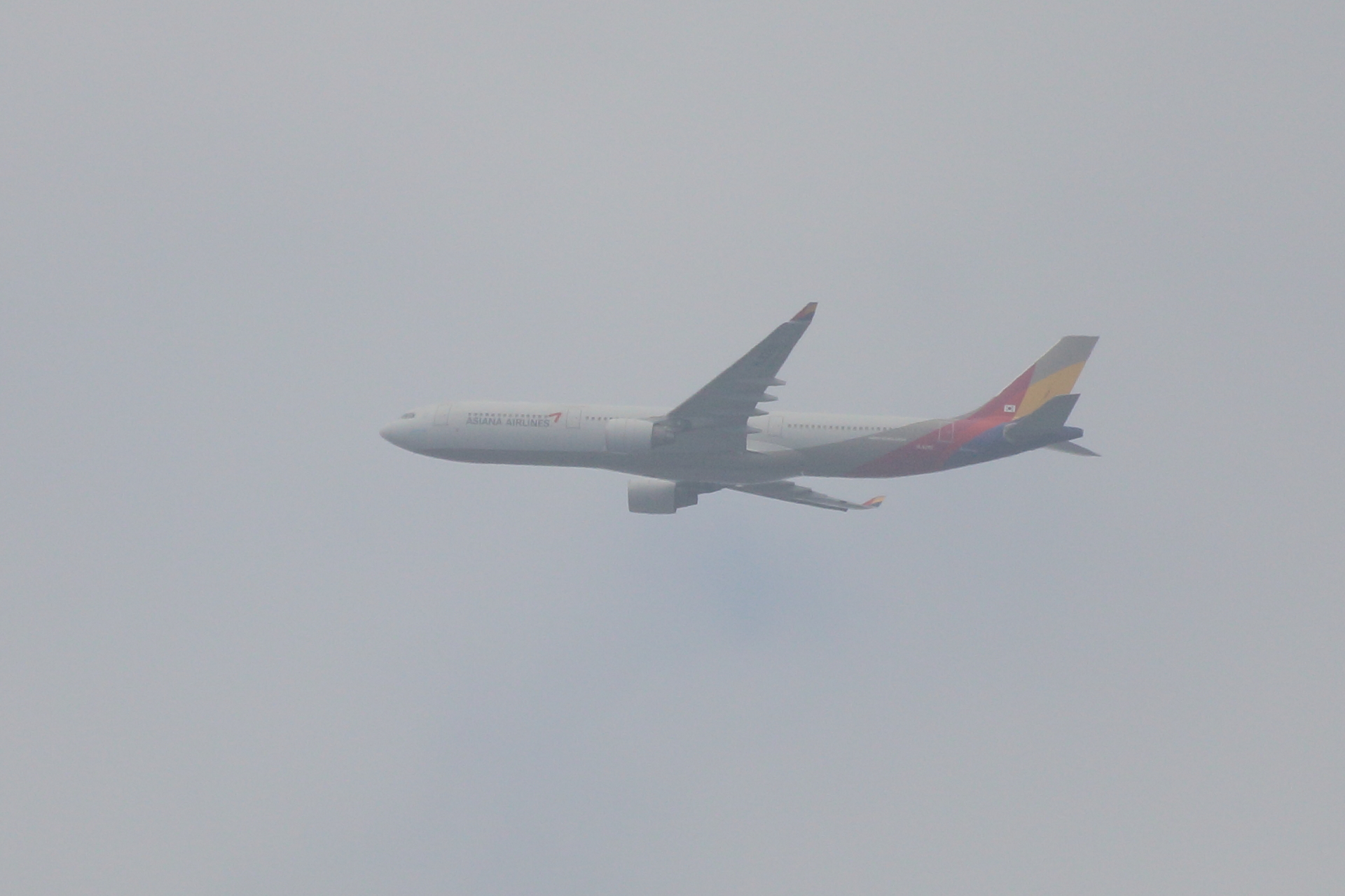 ASIANA　AIRLINES