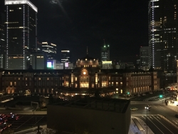 丸ビルレストラン　東京駅　夜景