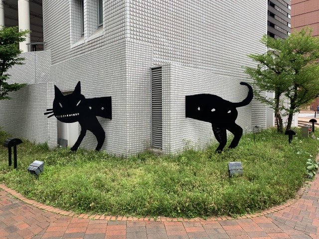 猫 彫刻