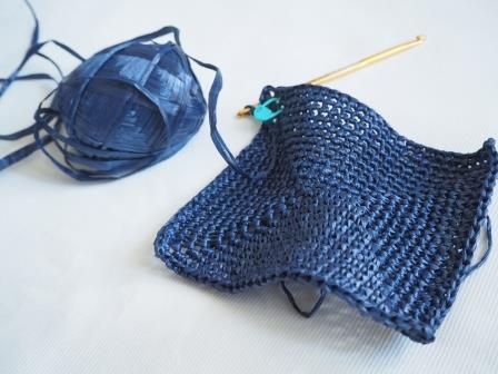 エコアンダリヤで編む 定番の帽子とおしゃれバッグ から 筒型バッグ 作り始めました あみもの雨ちゃん