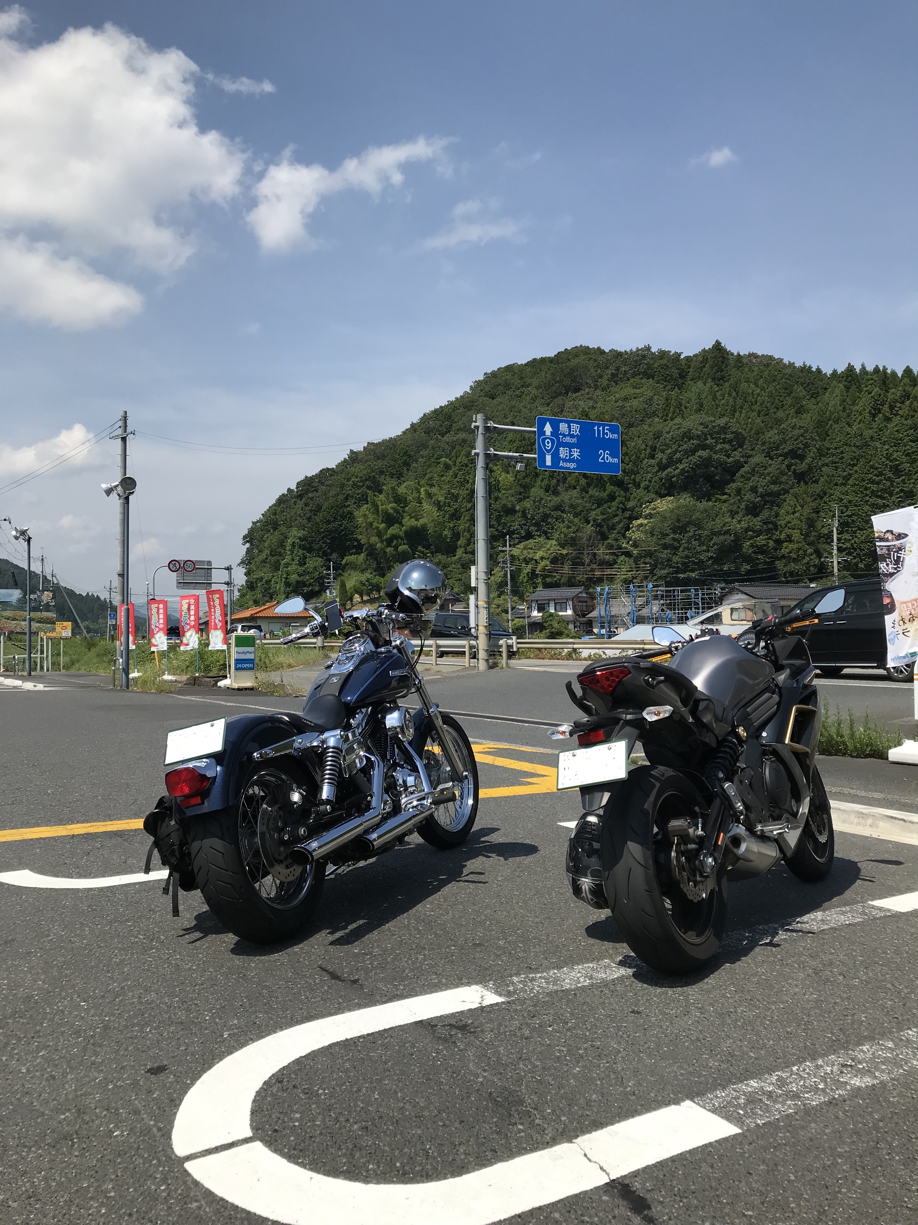 touring-izusitown--fukutiyama-familymart.jpg
