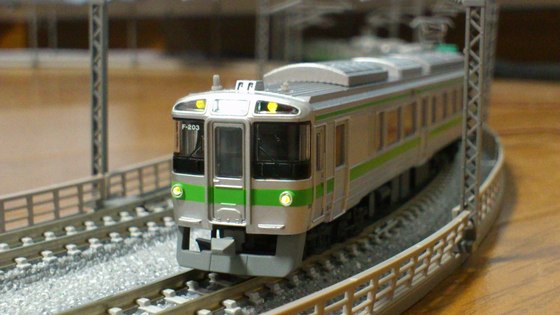 Nゲージ 100 北海道の標準電車 721系 | 豊四季車両基地