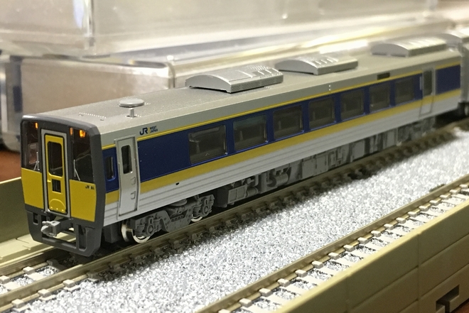 鉄道模型雑記 ～TOMIX JRキハ187-500系特急ディーゼルカー（スーパー 
